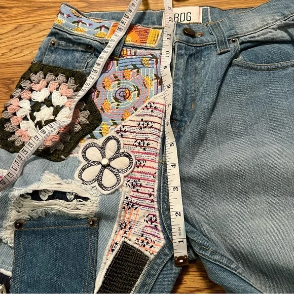 NWT Urban Outfitters BDG High Waist Patchwork Hippie Boho Floral crocheted jeans - Picture 12 of 14